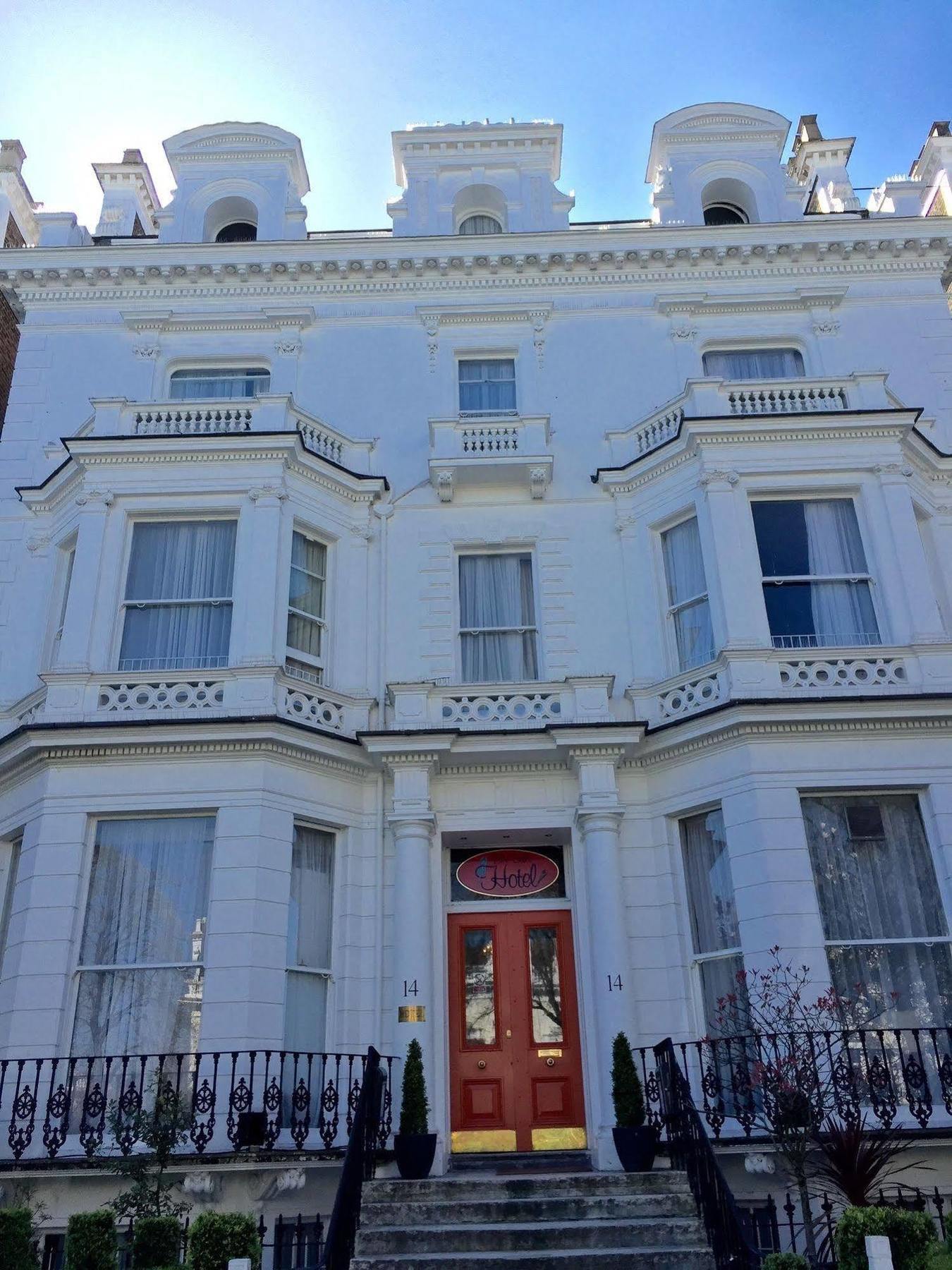 Blue Bells Hotel London Exterior photo